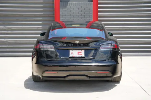 More photos of 2022 Tesla Model S at Gravity Autos Hollywood, FL