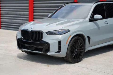 Photos of 2024 BMW X5 xDrive40i for sale in Hollywood, FL at Gravity Autos Hollywood