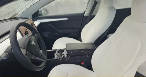 More photos of 2023 Tesla Model 3 at Gravity Autos Hollywood, FL