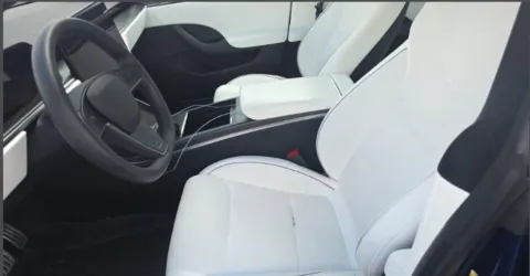 More photos of 2023 Tesla Model S Plaid at Gravity Autos Hollywood, FL