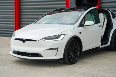 Photos of 2023 Tesla Model X Standard Range for sale in Hollywood, FL at Gravity Autos Hollywood