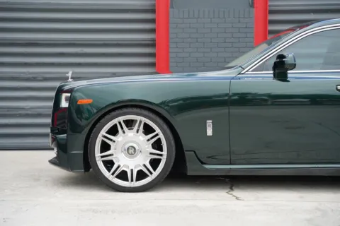 More photos of 2022 Rolls-Royce Phantom at Gravity Autos Hollywood, FL