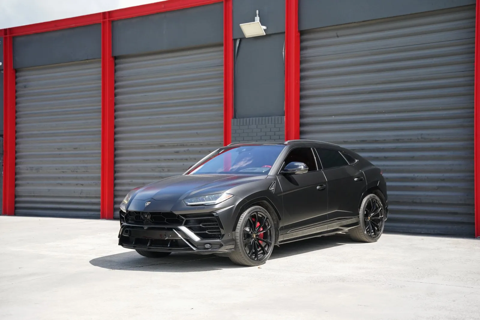 2019 Lamborghini Urus Base