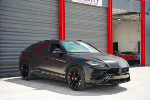 More photos of 2019 Lamborghini Urus at Gravity Autos Hollywood, FL