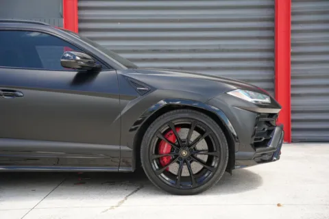 More photos of 2019 Lamborghini Urus at Gravity Autos Hollywood, FL