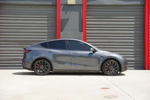More photos of 2023 Tesla Model Y Performance at Gravity Autos Hollywood, FL