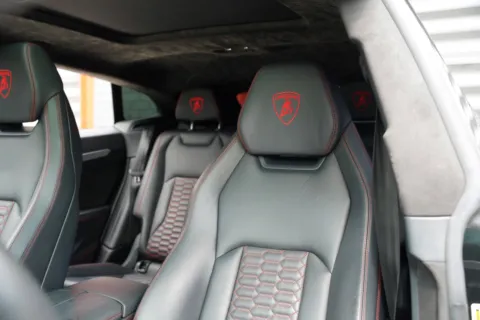 More photos of 2019 Lamborghini Urus at Gravity Autos Hollywood, FL