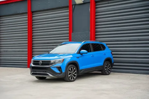 Blue 2023 Volkswagen Taos 1.5T SE for sale in Hollywood, FL