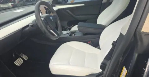 More photos of 2023 Tesla Model Y Performance at Gravity Autos Hollywood, FL