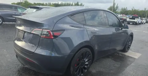 Photos of 2023 Tesla Model Y Performance for sale in Hollywood, FL at Gravity Autos Hollywood