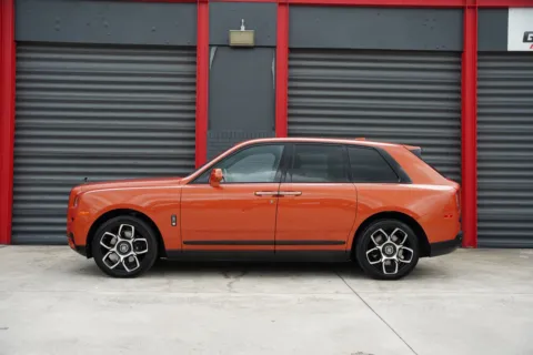 Photos of 2023 Rolls-Royce Cullinan Black Badge for sale in Hollywood, FL at Gravity Autos Hollywood