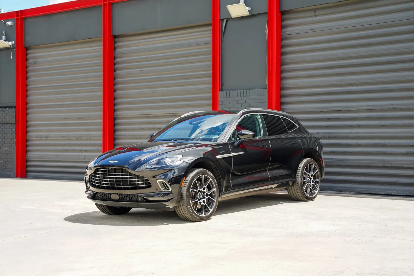 2021 Aston Martin DBX