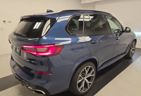Photos of 2022 BMW X5 sDrive40i for sale in Hollywood, FL at Gravity Autos Hollywood