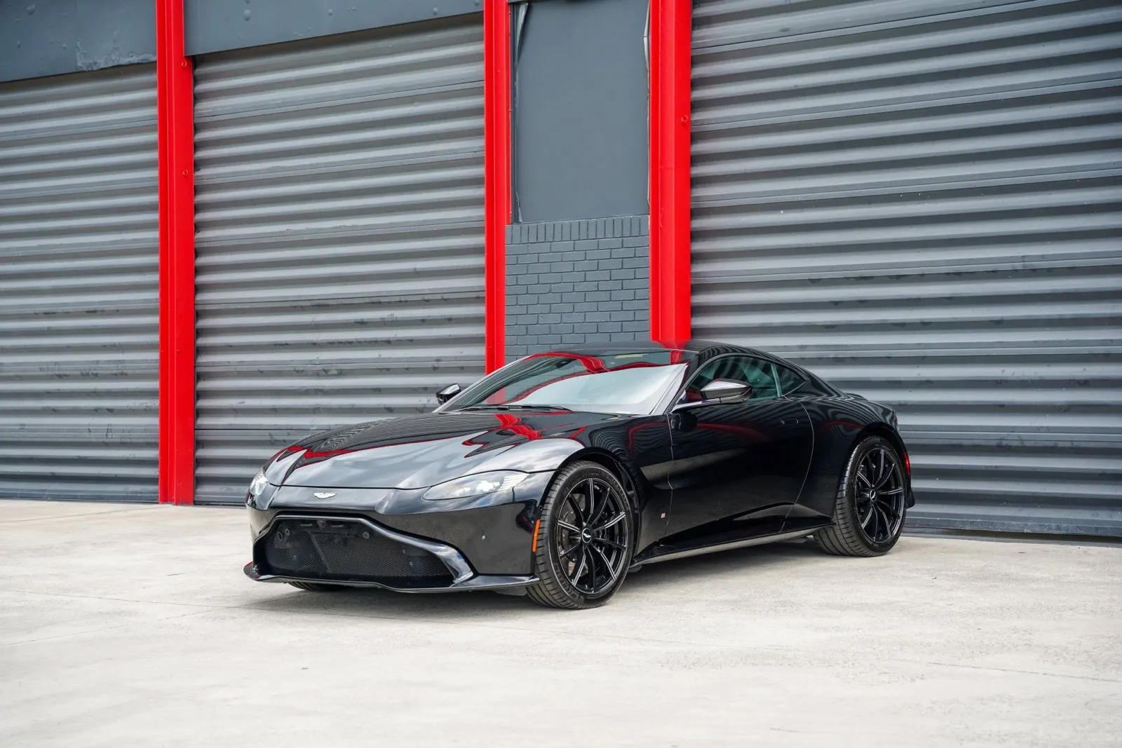 2019 Aston Martin Vantage