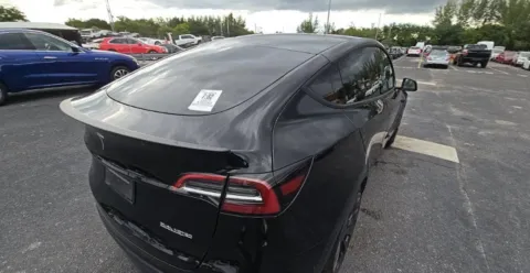 Photos of 2023 Tesla Model Y Performance for sale in Hollywood, FL at Gravity Autos Hollywood