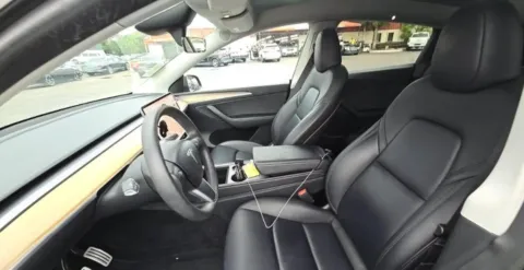 More photos of 2023 Tesla Model Y Performance at Gravity Autos Hollywood, FL