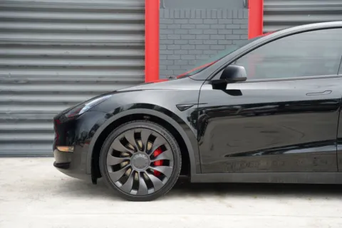 More photos of 2023 Tesla Model Y Performance at Gravity Autos Hollywood, FL
