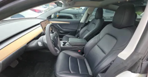 More photos of 2023 Tesla Model 3 at Gravity Autos Hollywood, FL