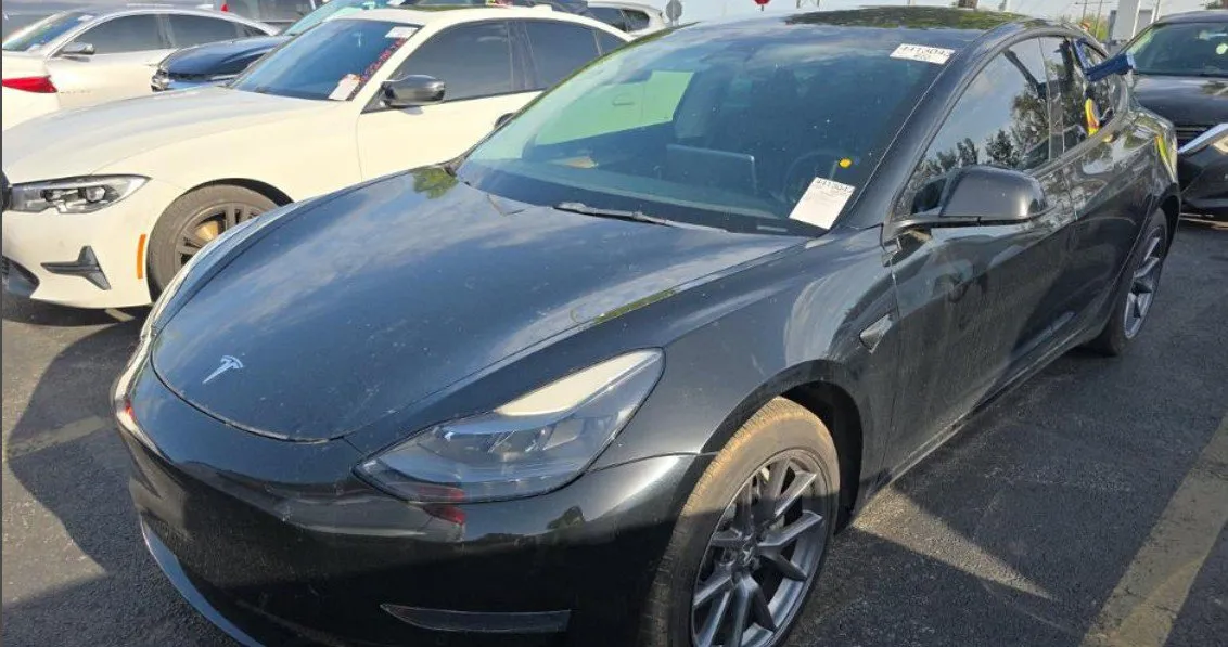 2021 Tesla Model 3 Base