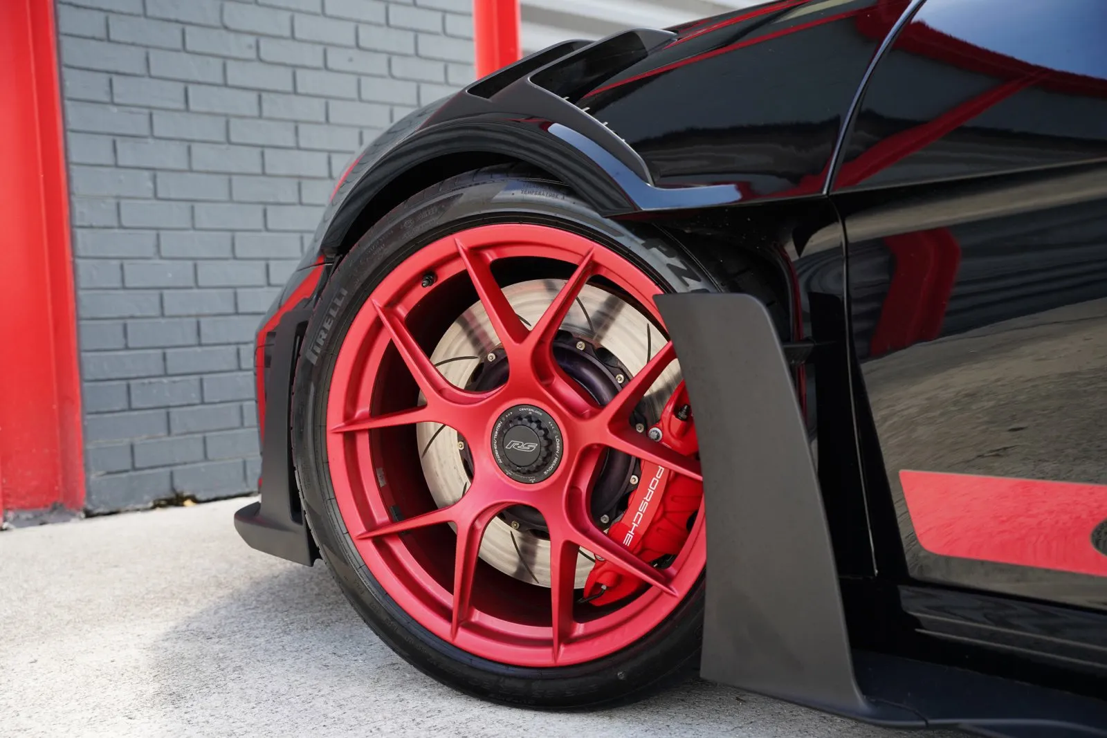 2025 Porsche 911 GT3 RS - Photo 29