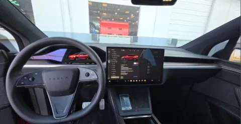 More photos of 2024 Tesla Model X at Gravity Autos Hollywood, FL