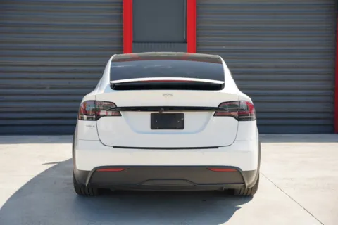 More photos of 2022 Tesla Model X at Gravity Autos Hollywood, FL