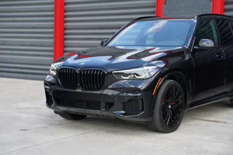 Another view of 2022 BMW X5 sDrive40i for sale in Hollywood, FL at Gravity Autos Hollywood