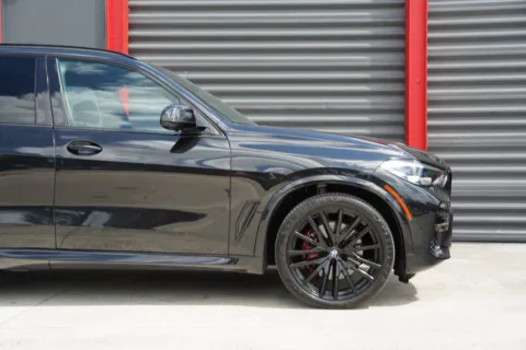Photos of 2022 BMW X5 sDrive40i for sale in Hollywood, FL at Gravity Autos Hollywood