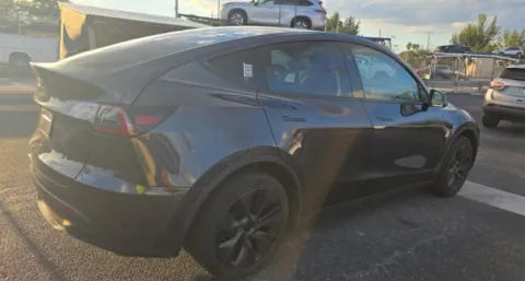 Photos of 2024 Tesla Model Y Long Range for sale in Hollywood, FL at Gravity Autos Hollywood