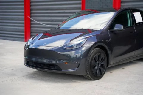 More photos of 2024 Tesla Model Y Long Range at Gravity Autos Hollywood, FL