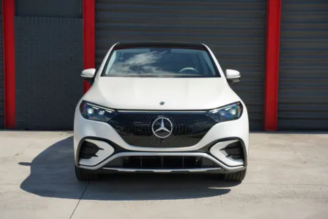 Another view of 2023 Mercedes-Benz EQE 500 SUV for sale in Hollywood, FL at Gravity Autos Hollywood