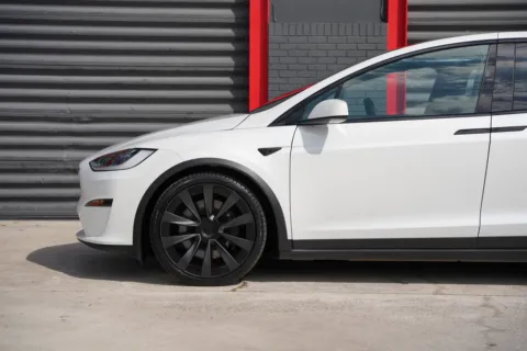 More photos of 2023 Tesla Model X Standard Range at Gravity Autos Hollywood, FL