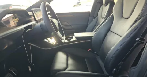 More photos of 2023 Tesla Model X Standard Range at Gravity Autos Hollywood, FL