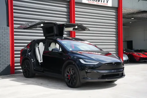 Another view of 2023 Tesla Model X Plaid for sale in Hollywood, FL at Gravity Autos Hollywood
