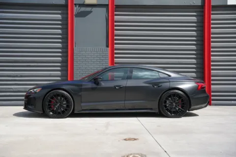 More photos of 2022 Audi e-tron GT Prestige at Gravity Autos Hollywood, FL