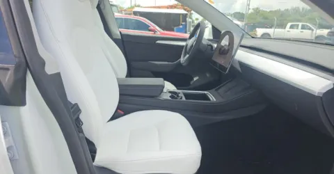 More photos of 2023 Tesla Model Y Long Range at Gravity Autos Hollywood, FL