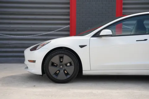 More photos of 2023 Tesla Model 3 at Gravity Autos Hollywood, FL
