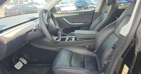 More photos of 2023 Tesla Model Y Performance at Gravity Autos Hollywood, FL