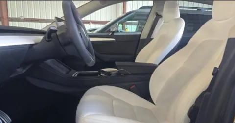 More photos of 2023 Tesla Model Y Performance at Gravity Autos Hollywood, FL