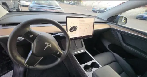 More photos of 2023 Tesla Model Y Performance at Gravity Autos Hollywood, FL