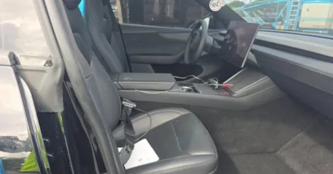More photos of 2026 Tesla Model Y at Gravity Autos Hollywood, FL