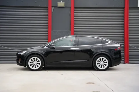 Photos of 2018 Tesla Model X for sale in Hollywood, FL at Gravity Autos Hollywood
