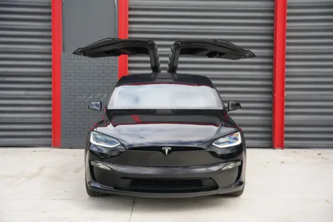 Photos of 2023 Tesla Model X Plaid for sale in Hollywood, FL at Gravity Autos Hollywood