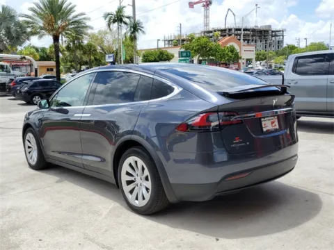More photos of 2017 Tesla Model X 75D at Gravity Autos Hollywood, FL