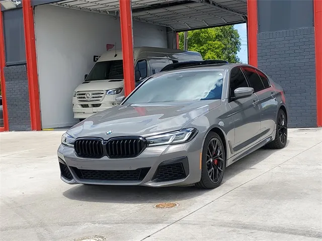 Gray 2022 BMW 5 Series 540i for sale in Hollywood, FL