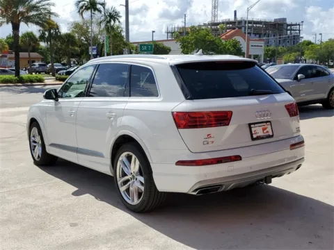 More photos of 2018 Audi Q7 3.0T Prestige at Gravity Autos Hollywood, FL