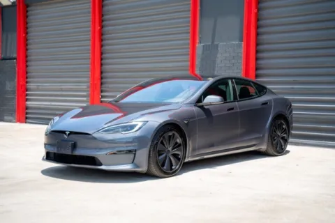 Silver 2022 Tesla Model S Plaid for sale in Hollywood, FL