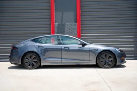 Photos of 2022 Tesla Model S Plaid for sale in Hollywood, FL at Gravity Autos Hollywood