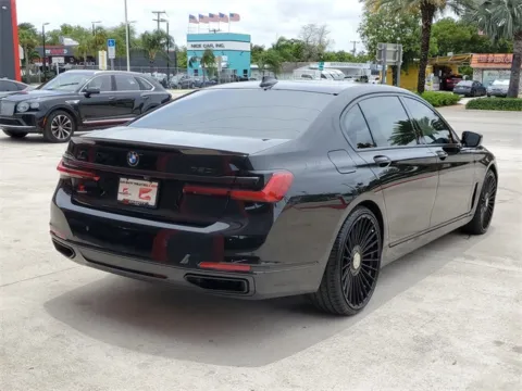 Another view of 2021 BMW 7 Series 750i xDrive for sale in Hollywood, FL at Gravity Autos Hollywood