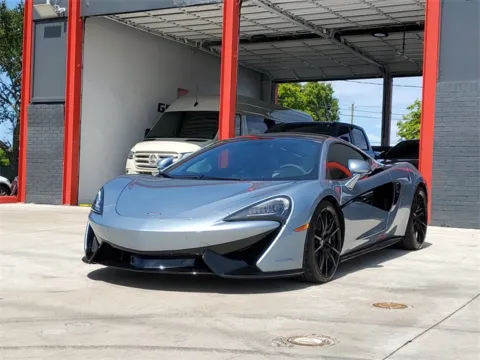 Blue 2018 McLaren 570GT for sale in Hollywood, FL